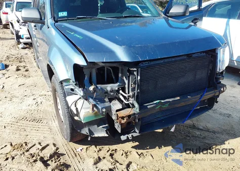 2012 Ford Escape Xlt z USA, uszkodzony, nr VIN 1FMCU0D7XCKB19168